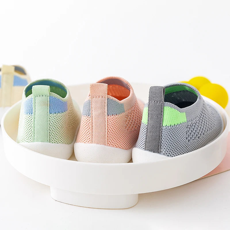 Baby Shoes Summer New Baby Walking Shoes Soft Sole Breathable, Anti slip, Hollow Mesh Shoes for Boys and Girls Socks and Shoes