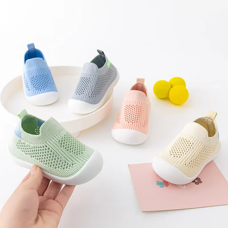 Baby Shoes Summer New Baby Walking Shoes Soft Sole Breathable, Anti slip, Hollow Mesh Shoes for Boys and Girls Socks and Shoes